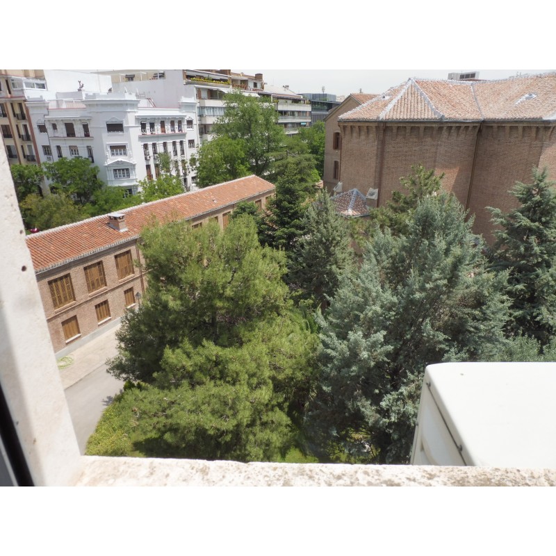 Hermoso piso de 2 dormitorios en suite. Hermoso piso de 2 dormitorios en suite.