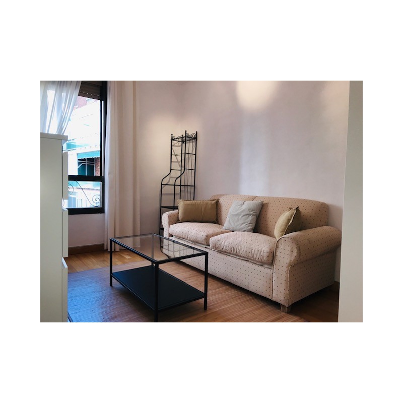 apartamento en calle ferraz apartamento en calle ferraz